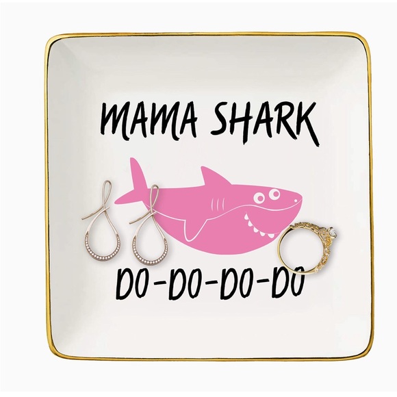 MaMa Shark Gold Jewelry Key Ring Dish Trin…